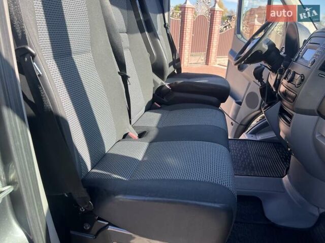 Сірий Мерседес Sprinter, об'ємом двигуна 3 л та пробігом 500 тис. км за 18900 $, фото 11 на Automoto.ua