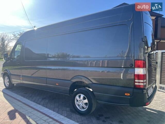 Сірий Мерседес Sprinter, об'ємом двигуна 3 л та пробігом 500 тис. км за 18900 $, фото 1 на Automoto.ua
