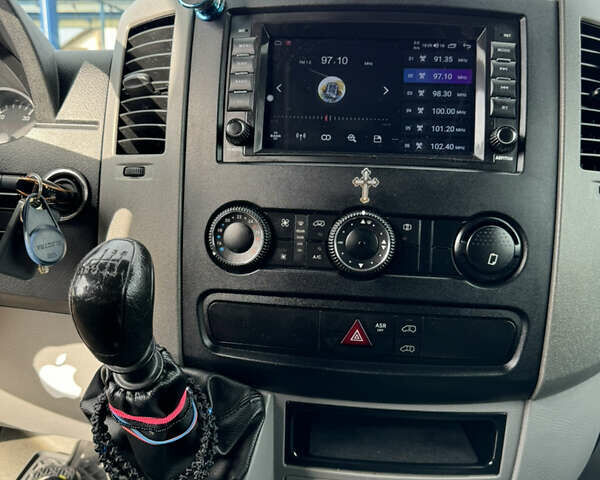 Сірий Мерседес Sprinter, об'ємом двигуна 2.1 л та пробігом 540 тис. км за 18300 $, фото 18 на Automoto.ua