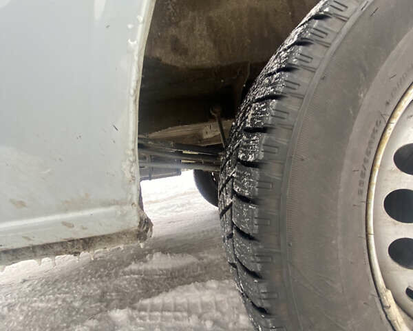 Серый Мерседес Sprinter, объемом двигателя 2.14 л и пробегом 268 тыс. км за 16900 $, фото 5 на Automoto.ua