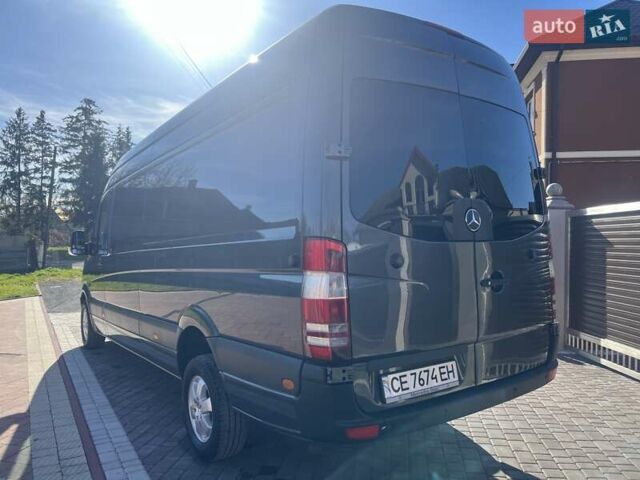 Сірий Мерседес Sprinter, об'ємом двигуна 3 л та пробігом 500 тис. км за 18900 $, фото 2 на Automoto.ua