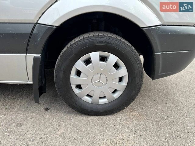 Сірий Мерседес Sprinter, об'ємом двигуна 2.2 л та пробігом 287 тис. км за 15200 $, фото 22 на Automoto.ua