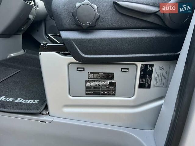 Серый Мерседес Sprinter, объемом двигателя 2.2 л и пробегом 290 тыс. км за 23950 $, фото 43 на Automoto.ua