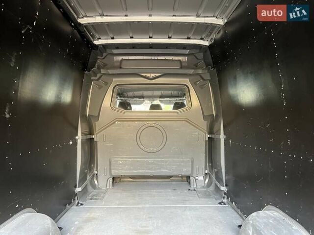 Серый Мерседес Sprinter, объемом двигателя 2.2 л и пробегом 290 тыс. км за 23950 $, фото 139 на Automoto.ua