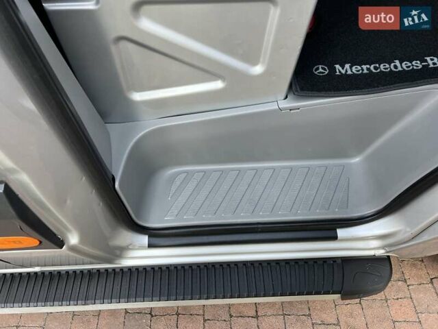 Серый Мерседес Sprinter, объемом двигателя 2.2 л и пробегом 290 тыс. км за 23950 $, фото 74 на Automoto.ua