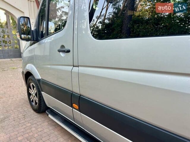Серый Мерседес Sprinter, объемом двигателя 2.2 л и пробегом 290 тыс. км за 23950 $, фото 135 на Automoto.ua