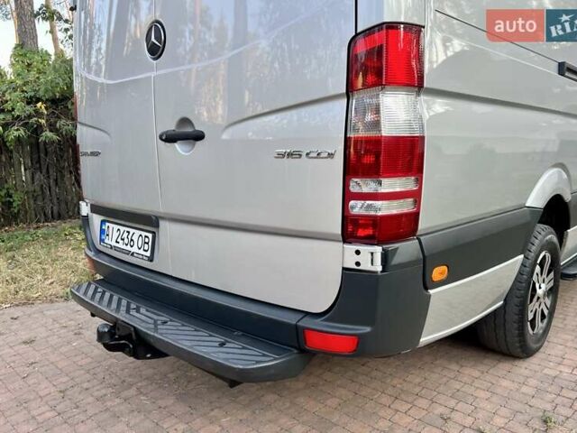 Серый Мерседес Sprinter, объемом двигателя 2.2 л и пробегом 290 тыс. км за 23950 $, фото 24 на Automoto.ua