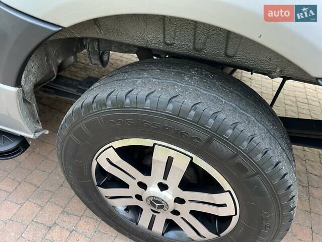 Серый Мерседес Sprinter, объемом двигателя 2.2 л и пробегом 290 тыс. км за 23950 $, фото 103 на Automoto.ua