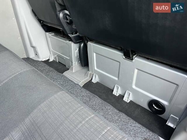 Серый Мерседес Sprinter, объемом двигателя 2.2 л и пробегом 290 тыс. км за 23950 $, фото 102 на Automoto.ua