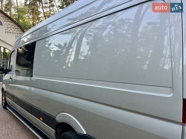 Серый Мерседес Sprinter, объемом двигателя 2.2 л и пробегом 290 тыс. км за 23950 $, фото 132 на Automoto.ua