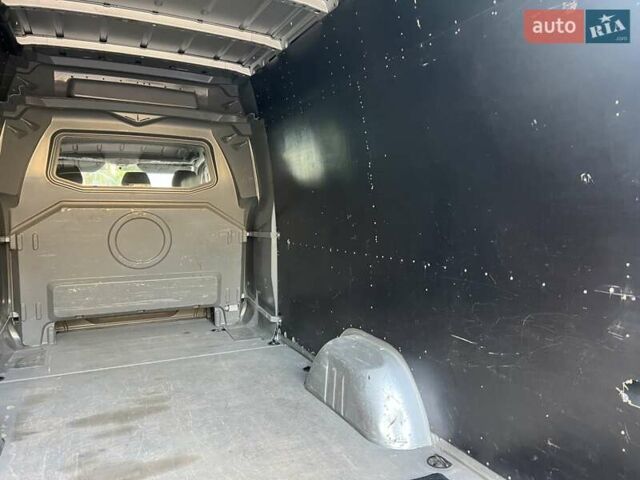 Серый Мерседес Sprinter, объемом двигателя 2.2 л и пробегом 290 тыс. км за 23950 $, фото 138 на Automoto.ua