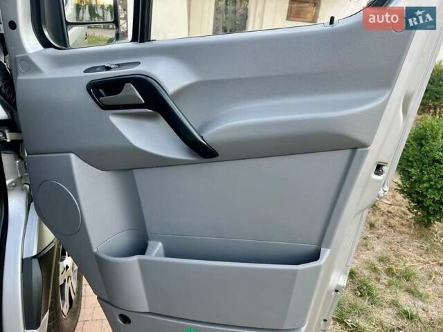 Серый Мерседес Sprinter, объемом двигателя 2.2 л и пробегом 290 тыс. км за 23950 $, фото 69 на Automoto.ua