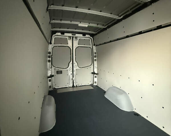 Серый Мерседес Sprinter, объемом двигателя 0 л и пробегом 390 тыс. км за 16800 $, фото 12 на Automoto.ua