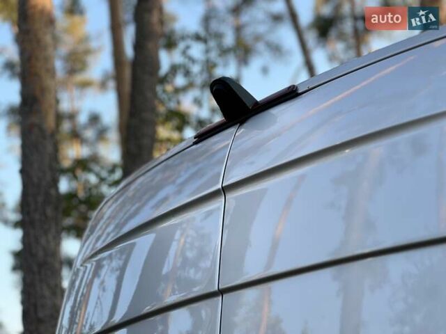 Серый Мерседес Sprinter, объемом двигателя 2.2 л и пробегом 290 тыс. км за 23950 $, фото 29 на Automoto.ua