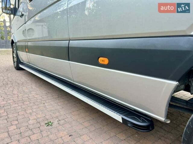 Серый Мерседес Sprinter, объемом двигателя 2.2 л и пробегом 290 тыс. км за 23950 $, фото 136 на Automoto.ua