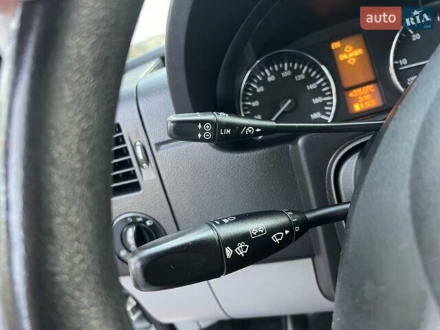 Серый Мерседес Sprinter, объемом двигателя 2.2 л и пробегом 290 тыс. км за 23950 $, фото 62 на Automoto.ua