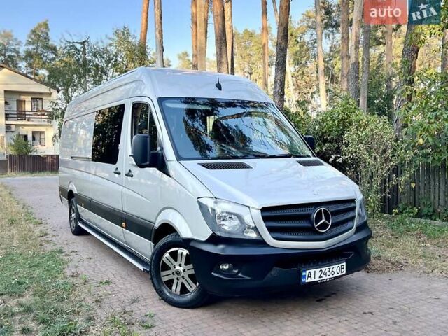 Серый Мерседес Sprinter, объемом двигателя 2.2 л и пробегом 290 тыс. км за 23950 $, фото 2 на Automoto.ua