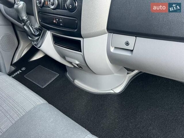 Серый Мерседес Sprinter, объемом двигателя 2.2 л и пробегом 290 тыс. км за 23950 $, фото 80 на Automoto.ua