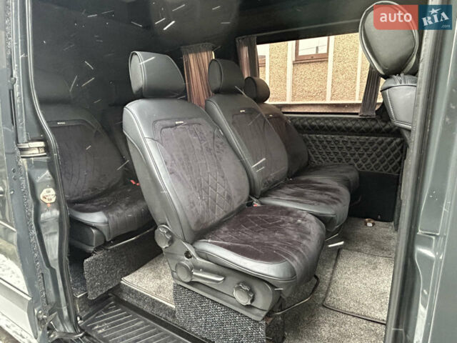 Серый Мерседес Sprinter, объемом двигателя 2.15 л и пробегом 527 тыс. км за 22999 $, фото 14 на Automoto.ua