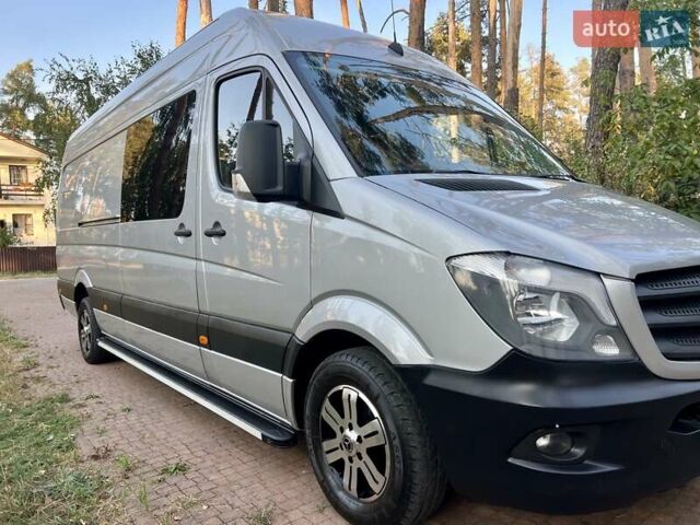 Серый Мерседес Sprinter, объемом двигателя 2.2 л и пробегом 290 тыс. км за 23950 $, фото 114 на Automoto.ua