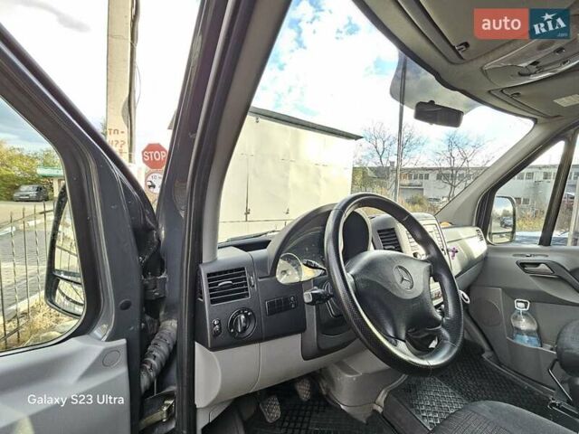 Сірий Мерседес Sprinter, об'ємом двигуна 2.14 л та пробігом 249 тис. км за 19900 $, фото 29 на Automoto.ua
