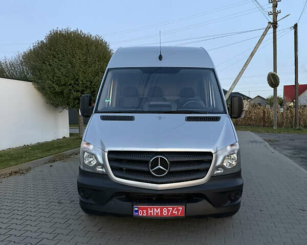 Сірий Мерседес Sprinter, об'ємом двигуна 0 л та пробігом 395 тис. км за 17600 $, фото 2 на Automoto.ua