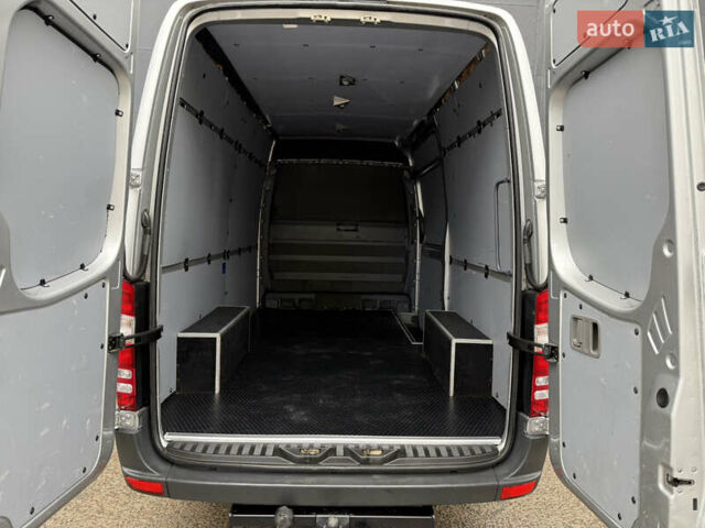 Серый Мерседес Sprinter, объемом двигателя 0 л и пробегом 420 тыс. км за 20000 $, фото 17 на Automoto.ua