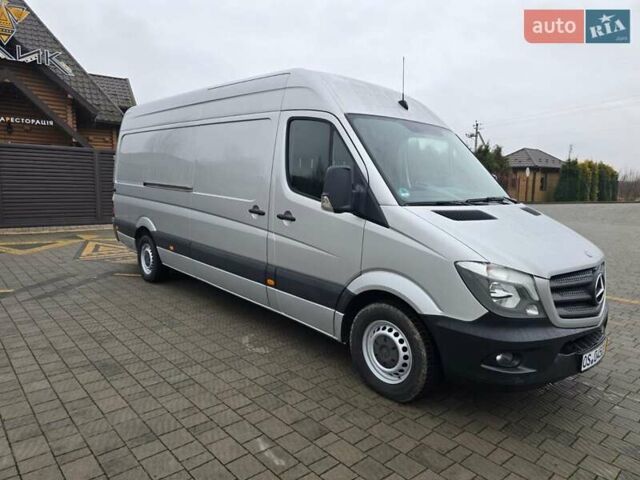 Серый Мерседес Sprinter, объемом двигателя 2.2 л и пробегом 165 тыс. км за 20750 $, фото 3 на Automoto.ua
