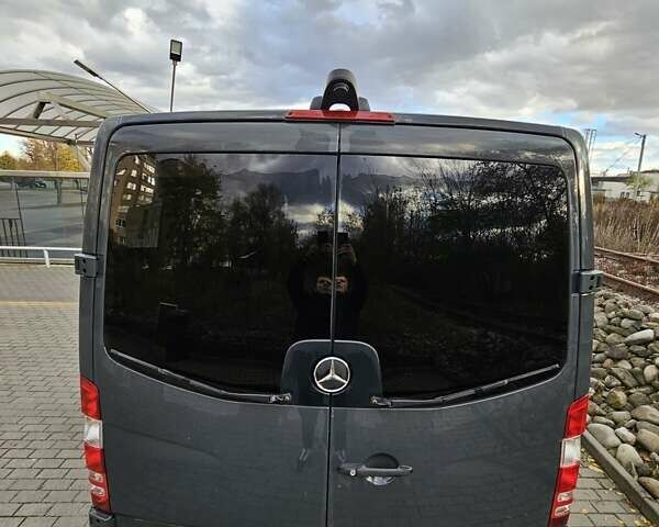 Сірий Мерседес Sprinter, об'ємом двигуна 2.14 л та пробігом 249 тис. км за 19900 $, фото 14 на Automoto.ua