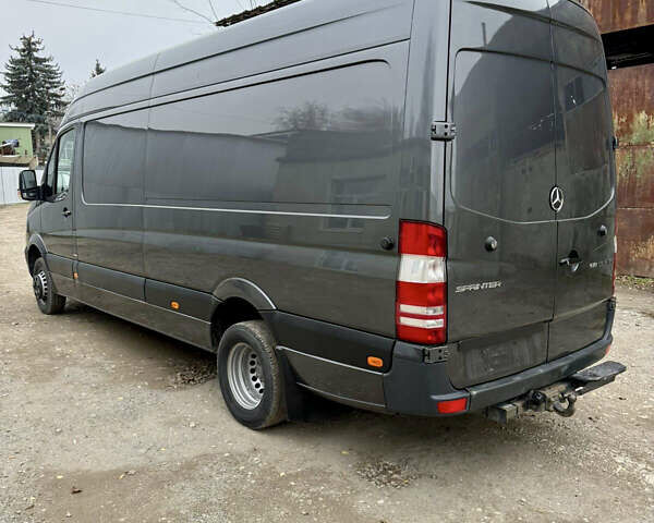 Серый Мерседес Sprinter, объемом двигателя 3 л и пробегом 254 тыс. км за 33700 $, фото 4 на Automoto.ua