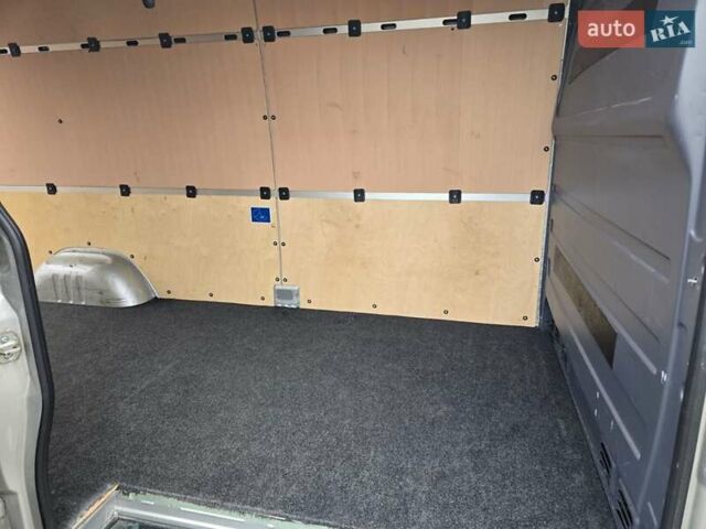 Серый Мерседес Sprinter, объемом двигателя 2.2 л и пробегом 165 тыс. км за 20750 $, фото 32 на Automoto.ua