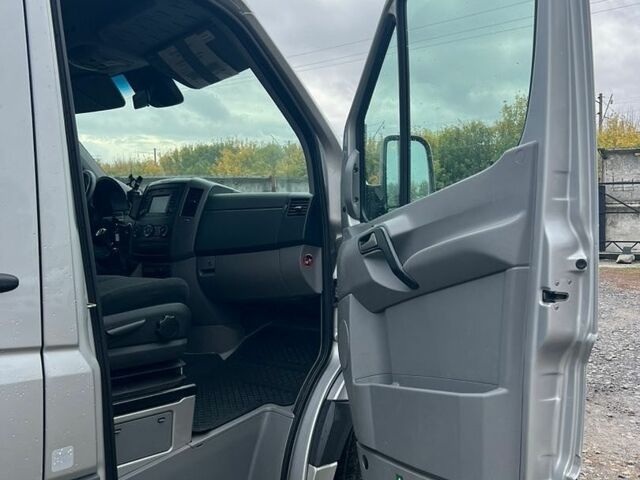 Серый Мерседес Sprinter, объемом двигателя 2.2 л и пробегом 282 тыс. км за 27399 $, фото 9 на Automoto.ua