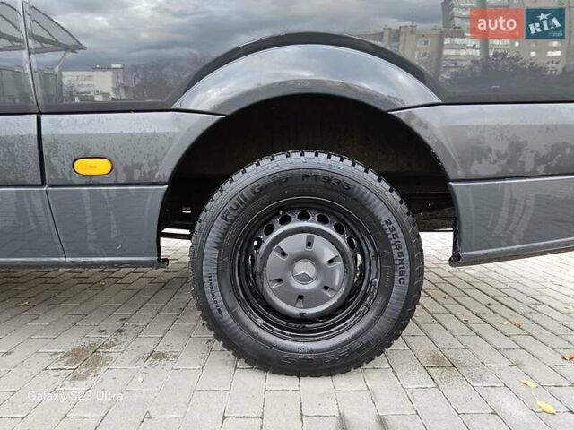 Сірий Мерседес Sprinter, об'ємом двигуна 2.14 л та пробігом 249 тис. км за 19900 $, фото 15 на Automoto.ua