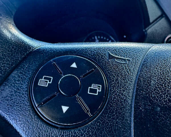 Сірий Мерседес Sprinter, об'ємом двигуна 2.99 л та пробігом 299 тис. км за 29500 $, фото 12 на Automoto.ua