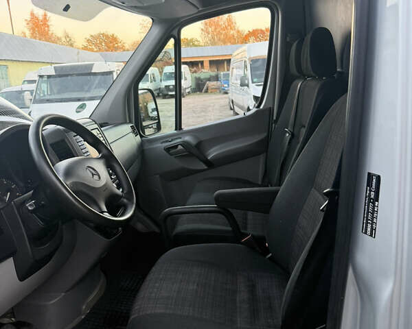 Сірий Мерседес Sprinter, об'ємом двигуна 0 л та пробігом 395 тис. км за 17600 $, фото 13 на Automoto.ua
