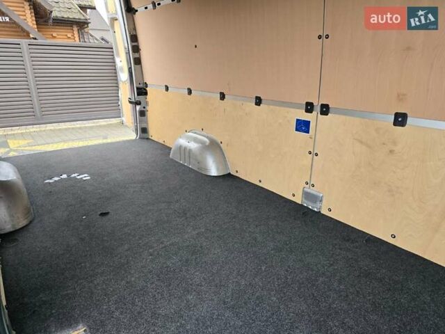 Серый Мерседес Sprinter, объемом двигателя 2.2 л и пробегом 165 тыс. км за 20750 $, фото 31 на Automoto.ua