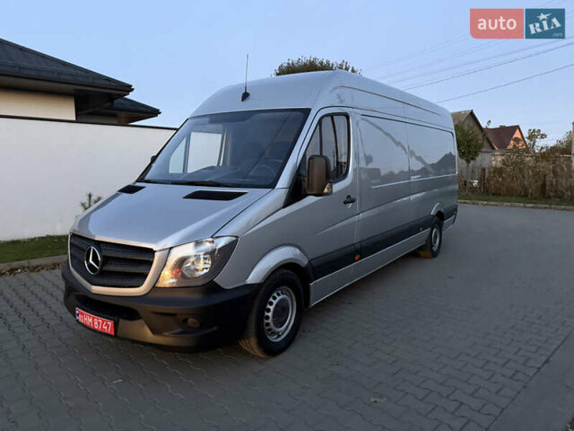 Сірий Мерседес Sprinter, об'ємом двигуна 0 л та пробігом 395 тис. км за 17600 $, фото 6 на Automoto.ua