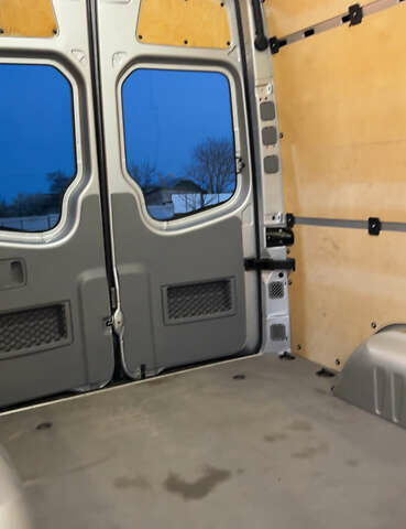 Серый Мерседес Sprinter, объемом двигателя 2.99 л и пробегом 344 тыс. км за 22000 $, фото 19 на Automoto.ua