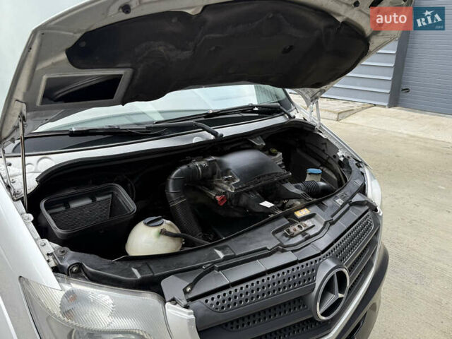 Серый Мерседес Sprinter, объемом двигателя 0 л и пробегом 420 тыс. км за 20000 $, фото 38 на Automoto.ua