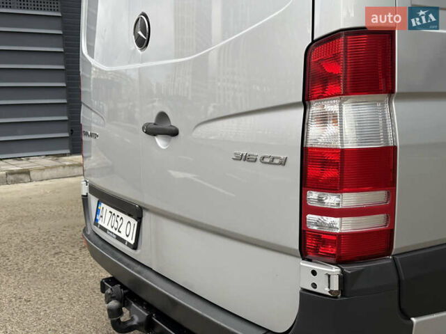 Серый Мерседес Sprinter, объемом двигателя 0 л и пробегом 420 тыс. км за 20000 $, фото 15 на Automoto.ua