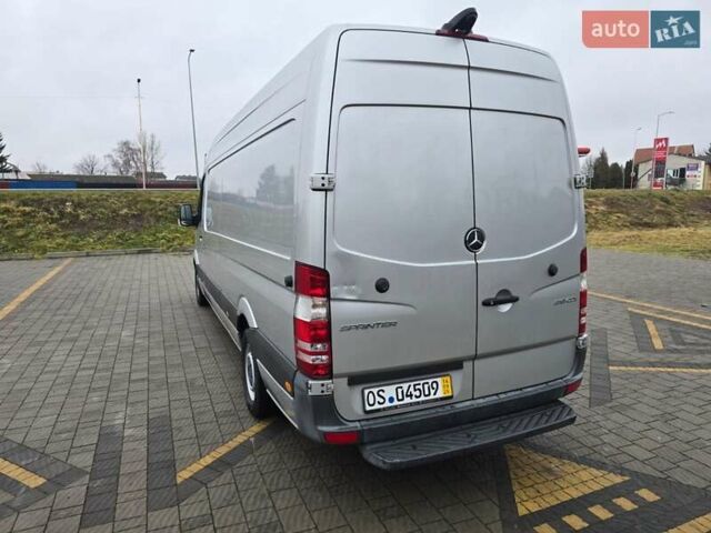 Серый Мерседес Sprinter, объемом двигателя 2.2 л и пробегом 165 тыс. км за 20750 $, фото 12 на Automoto.ua
