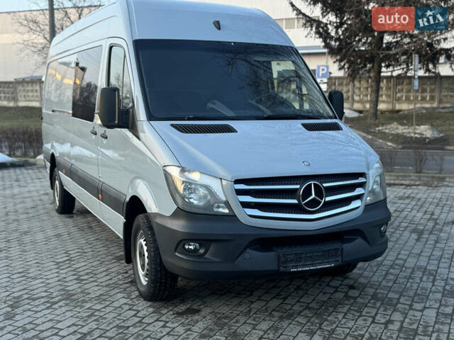 Серый Мерседес Sprinter, объемом двигателя 3 л и пробегом 446 тыс. км за 23200 $, фото 23 на Automoto.ua