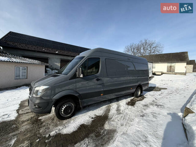 Серый Мерседес Sprinter, объемом двигателя 3 л и пробегом 200 тыс. км за 31586 $, фото 4 на Automoto.ua