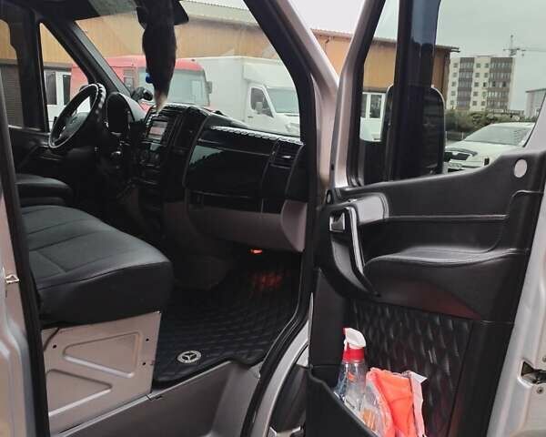 Сірий Мерседес Sprinter, об'ємом двигуна 3 л та пробігом 285 тис. км за 36500 $, фото 9 на Automoto.ua
