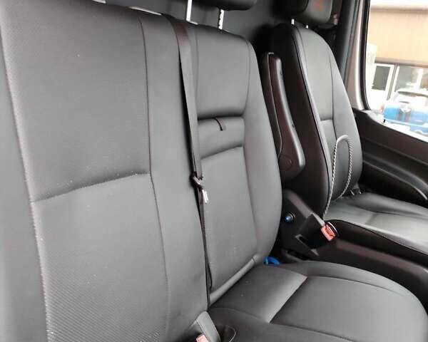 Сірий Мерседес Sprinter, об'ємом двигуна 3 л та пробігом 285 тис. км за 36500 $, фото 8 на Automoto.ua