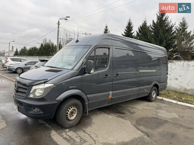 Серый Мерседес Sprinter, объемом двигателя 2.2 л и пробегом 700 тыс. км за 11000 $, фото 1 на Automoto.ua