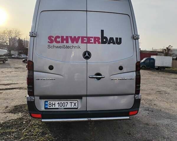 Сірий Мерседес Sprinter, об'ємом двигуна 3 л та пробігом 285 тис. км за 40000 $, фото 7 на Automoto.ua