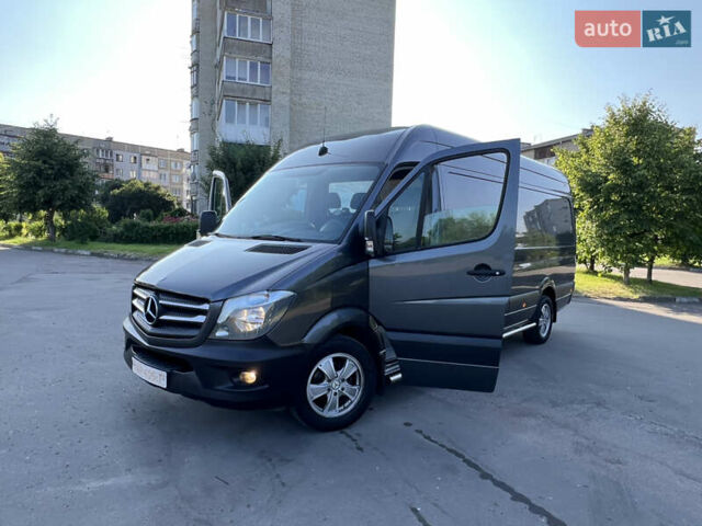 Серый Мерседес Sprinter, объемом двигателя 2.2 л и пробегом 215 тыс. км за 19699 $, фото 26 на Automoto.ua
