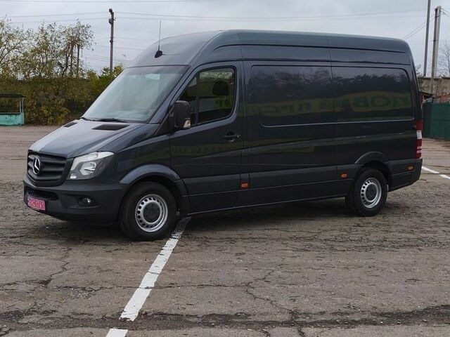 Серый Мерседес Sprinter, объемом двигателя 0 л и пробегом 288 тыс. км за 21700 $, фото 9 на Automoto.ua