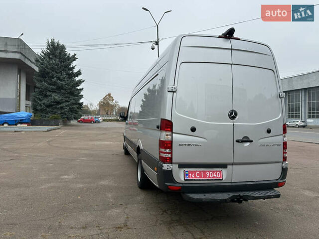 Серый Мерседес Sprinter, объемом двигателя 3 л и пробегом 277 тыс. км за 38800 $, фото 8 на Automoto.ua